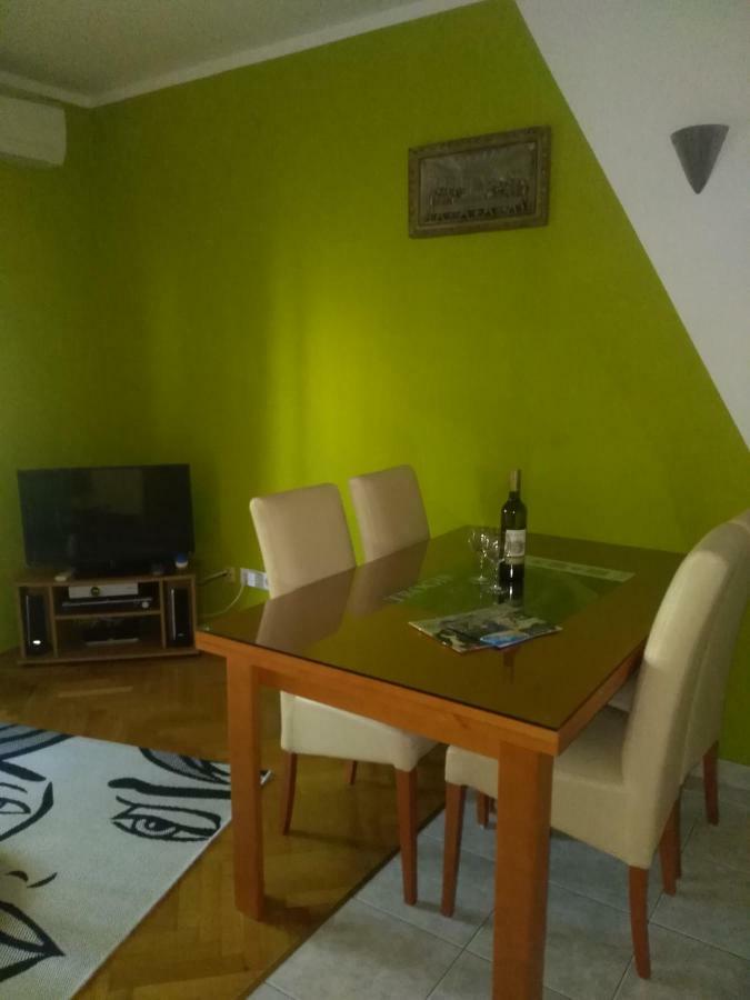 Apartment Ivan Trogir Eksteriør billede